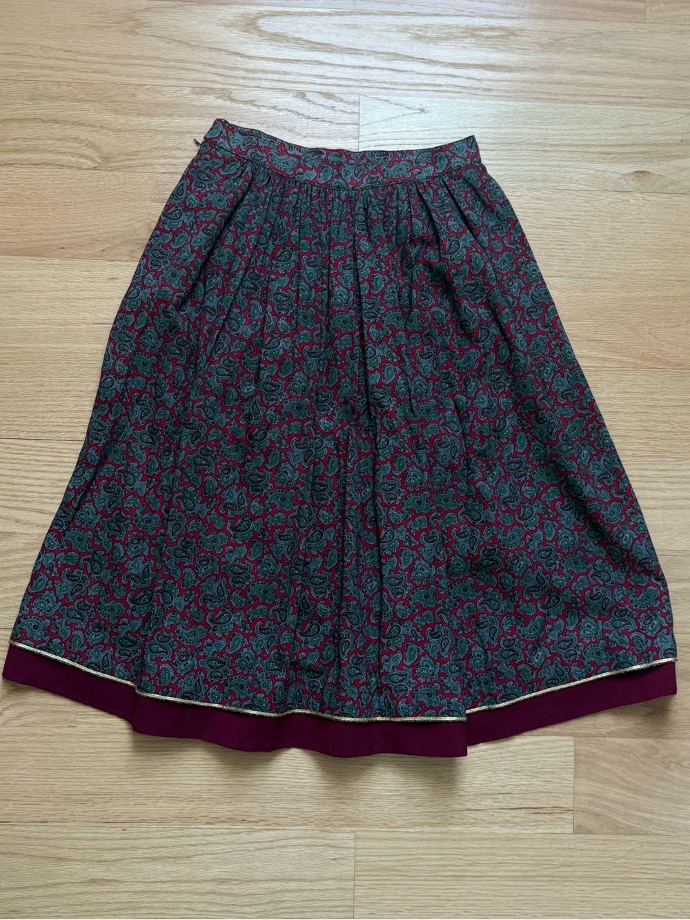 Olian Teal and Burgundy Paisley Midi Skirt with Trim -vintage